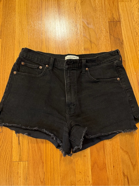 Abercrombie & Fitch Pants - Abercrombie & Fitch High-Rise Mom Short